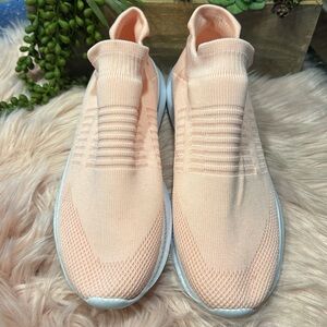 Women’s Faahion Tennis Shoes